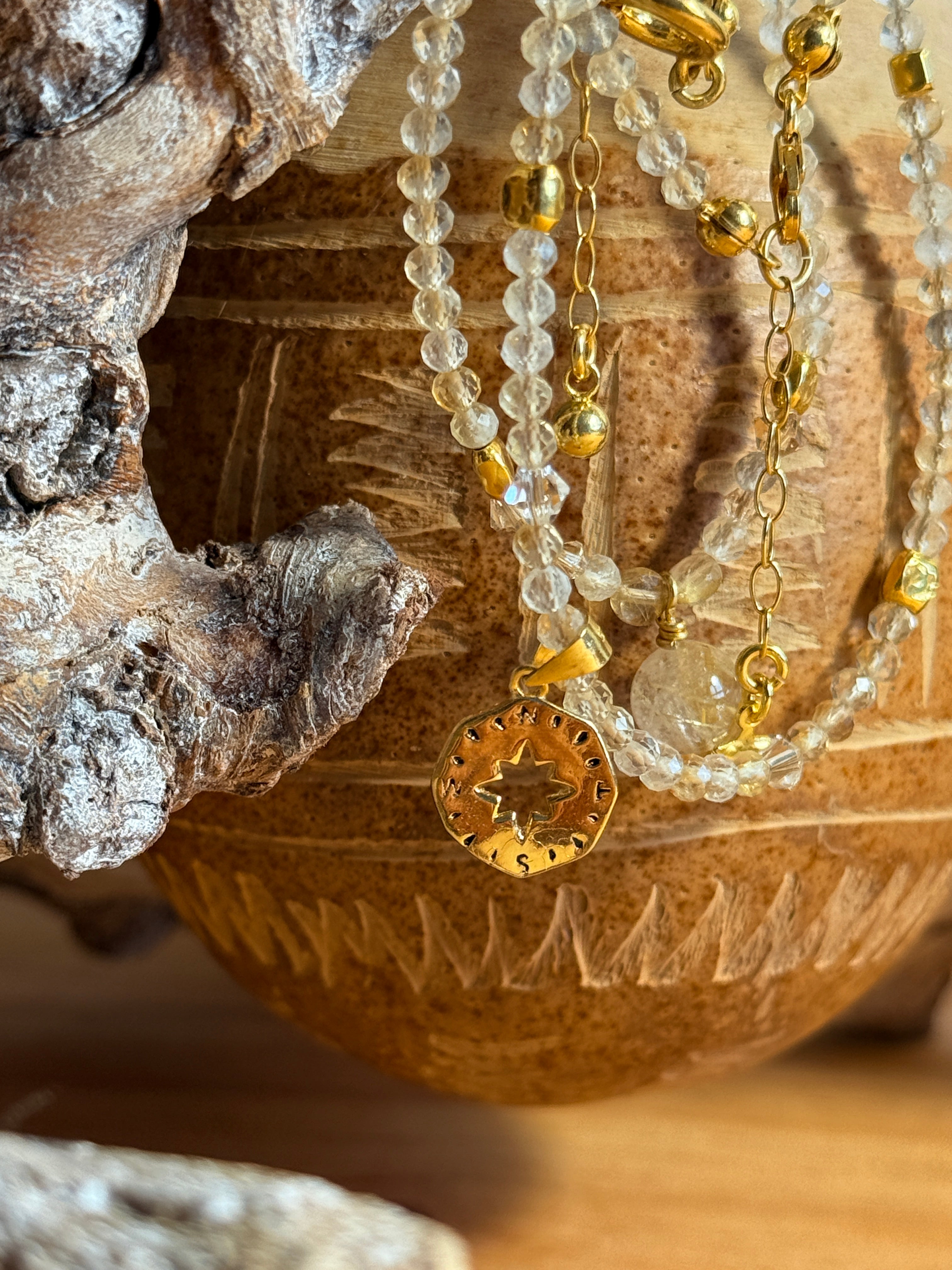 Astro. Collar de Citrino